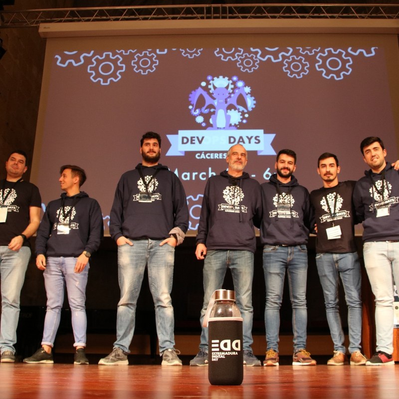 fotografías-devopsdays-caceres-2020 - 21.voluntarios