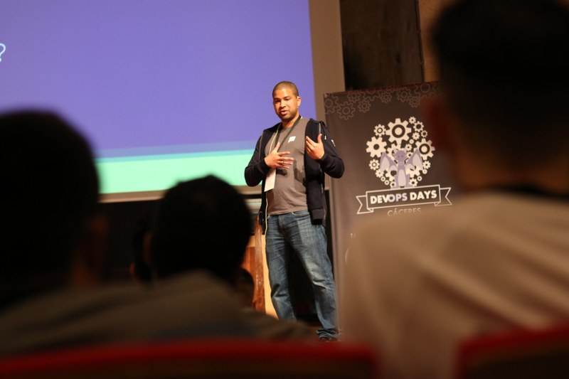 2020 - devopsdayscc20-raul-bordallo-11